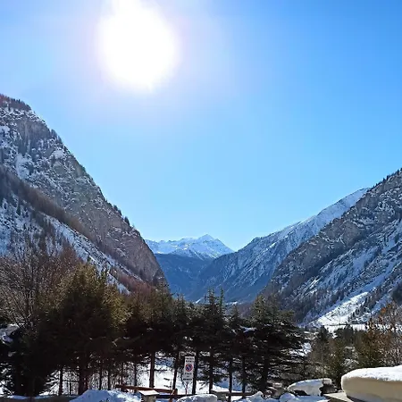 Casa Ai Piedi Del Monte Bianco * Courmayeur